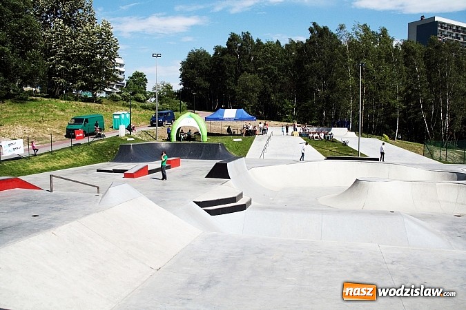 Zdjęcie w galerii na portalu naszwodzislaw.com: Sportowe emocje na wodzisławskim skateparku wiadomości z regionu