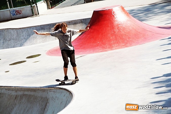 Zdjęcie w galerii na portalu naszwodzislaw.com: Sportowe emocje na wodzisławskim skateparku wiadomości z regionu