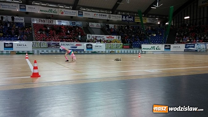 Zdjęcie w galerii na portalu naszwodzislaw.com: Mażoretki z Lubomi wywalczyły brąz na Mistrzostwach Polski w Kędzierzynie-Koźlu wiadomości z regionu