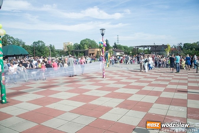 Zdjęcie w galerii na portalu naszwodzislaw.com: Postaw na rodzinę, czyli festyn z okazji Dnia Dziecka w Rydułtowach wiadomości z regionu