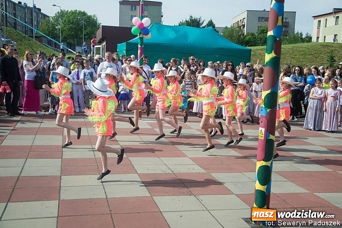 Zdjęcie w galerii na portalu naszwodzislaw.com: Postaw na rodzinę, czyli festyn z okazji Dnia Dziecka w Rydułtowach wiadomości z regionu