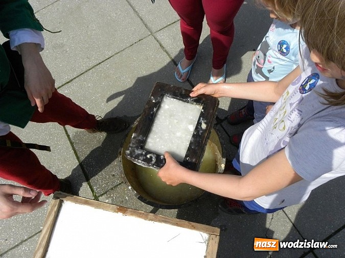 Zdjęcie w galerii na portalu naszwodzislaw.com: Dzień Dziecka z wodzisławską biblioteką wiadomości z regionu