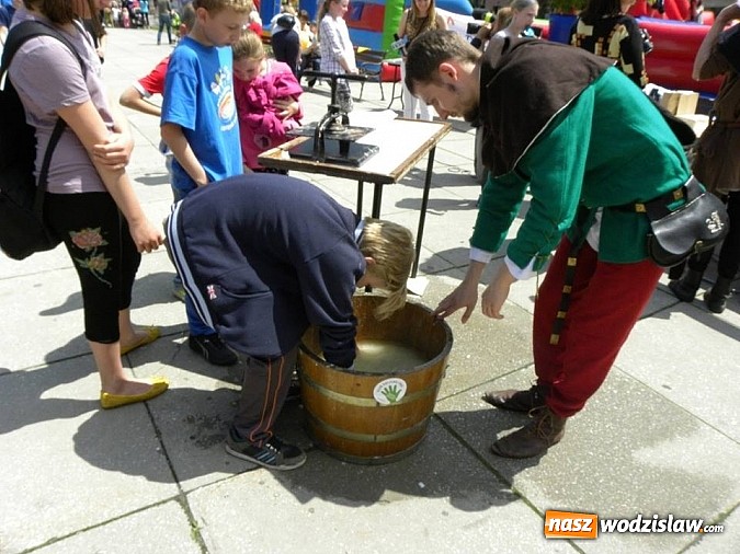 Zdjęcie w galerii na portalu naszwodzislaw.com: Dzień Dziecka z wodzisławską biblioteką wiadomości z regionu