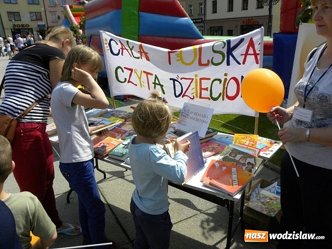 Zdjęcie w galerii na portalu naszwodzislaw.com: Dzień Dziecka z wodzisławską biblioteką wiadomości z regionu