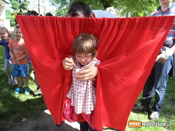 Zdjęcie w galerii na portalu naszwodzislaw.com: Wspólne święto rodzin i dzieci w przedszkolu nr 2 w Pszowie wiadomości z regionu