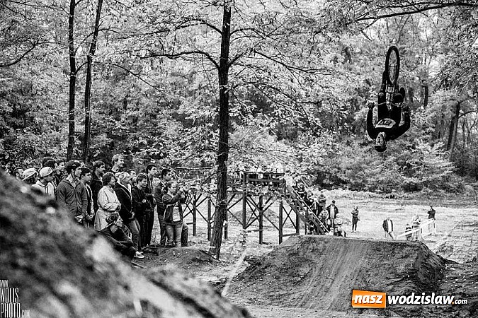 Zdjęcie w galerii na portalu naszwodzislaw.com: Ekstremalnie wysokie loty – tu zaczyna się historia… wiadomości z regionu