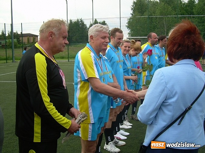 Zdjęcie w galerii na portalu naszwodzislaw.com: Niebieskie Diabły pokonały w rzutach karnych Białe Anioły wiadomości z regionu