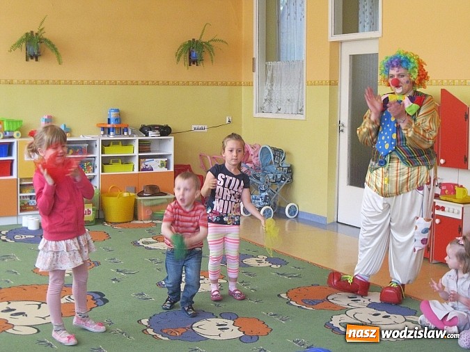 Zdjęcie w galerii na portalu naszwodzislaw.com: Światowy Dzień Dziecka w PP nr 18 wiadomości z regionu
