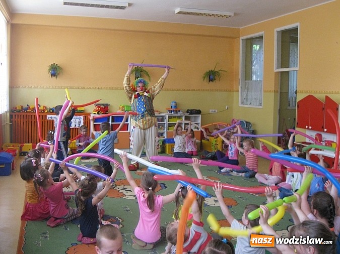 Zdjęcie w galerii na portalu naszwodzislaw.com: Światowy Dzień Dziecka w PP nr 18 wiadomości z regionu