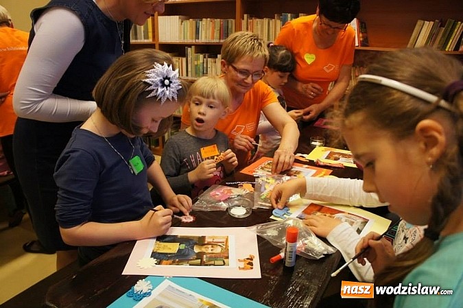 Zdjęcie w galerii na portalu naszwodzislaw.com: Bajowa noc w bibliotece w Godowie   wiadomości z regionu