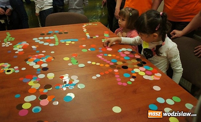 Zdjęcie w galerii na portalu naszwodzislaw.com: Bajowa noc w bibliotece w Godowie   wiadomości z regionu