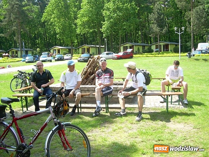 Zdjęcie w galerii na portalu naszwodzislaw.com: Rowerami dojechali do Szymocic i na Łężczok  wiadomości z regionu