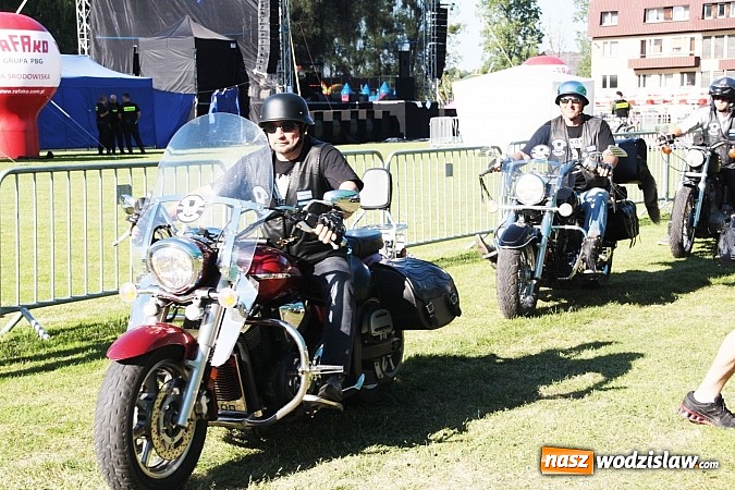 Zdjęcie w galerii na portalu naszwodzislaw.com: Łzy rozgrzały pszowską publiczność! wiadomości z regionu