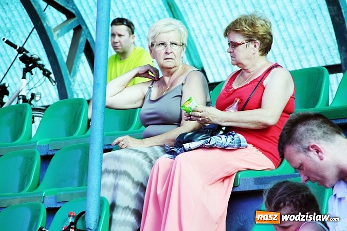 Zdjęcie w galerii na portalu naszwodzislaw.com: Łzy rozgrzały pszowską publiczność! wiadomości z regionu