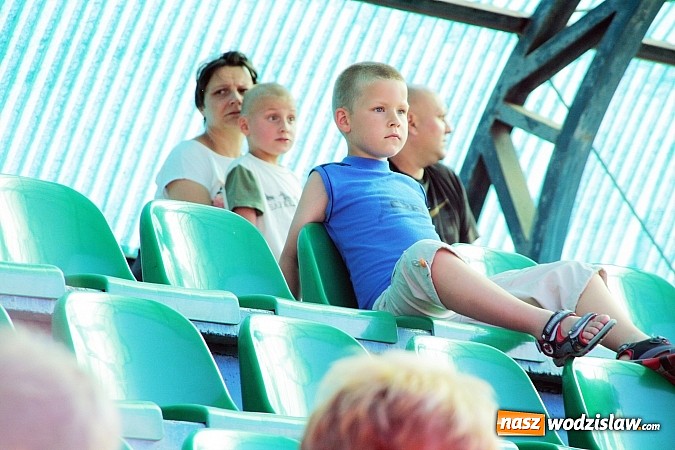 Zdjęcie w galerii na portalu naszwodzislaw.com: Łzy rozgrzały pszowską publiczność! wiadomości z regionu