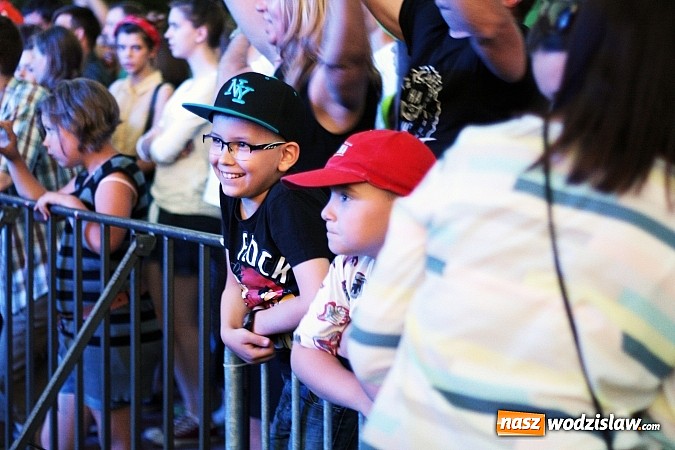 Zdjęcie w galerii na portalu naszwodzislaw.com: Łzy rozgrzały pszowską publiczność! wiadomości z regionu