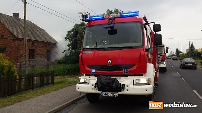 Zdjęcie w galerii na portalu naszwodzislaw.com: Pożar pustostanu w Wodzisławiu. Strażacy znaleźli zwłoki nieustalonej jeszcze osoby wiadomości z regionu