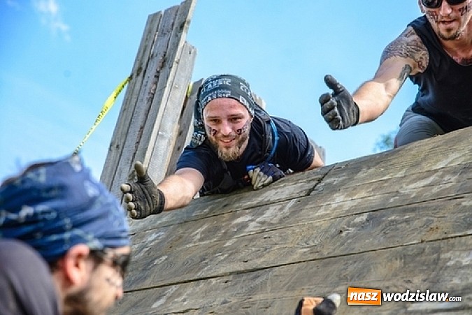 Zdjęcie w galerii na portalu naszwodzislaw.com: Efekt Runmageddonu, czyli współpraca w ogniu, lodzie i błocie  wiadomości z regionu