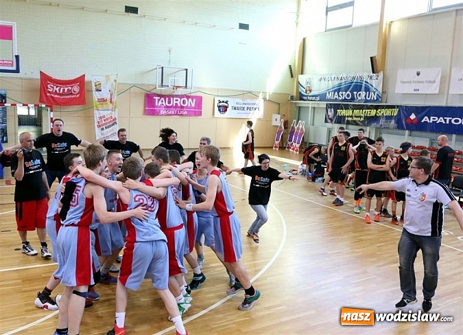 Zdjęcie w galerii na portalu naszwodzislaw.com: Koszykarze MKS Wodzisław Śląski zdobywcą szóstego miejsca w Finałach Mistrzostw Polski w Toruniu! wiadomości z regionu