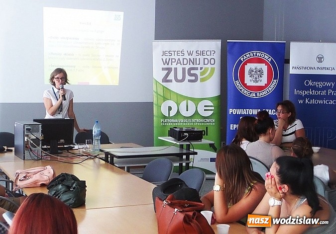 Zdjęcie w galerii na portalu naszwodzislaw.com: Bezpieczne wakacje – bezpieczna praca – uczniowie wysłuchali prelekcji w rybnickim ZUS-ie  wiadomości z regionu