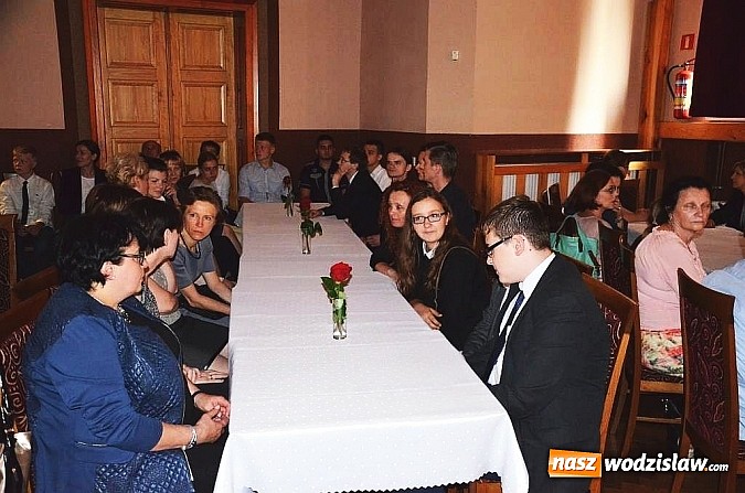 Zdjęcie w galerii na portalu naszwodzislaw.com: W powiecie wodzisławskim uhonorowano najzdolniejszą młodzież wiadomości z regionu