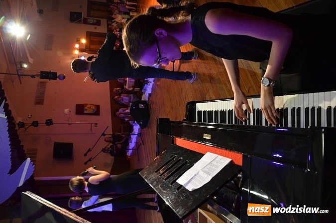 Zdjęcie w galerii na portalu naszwodzislaw.com: W powiecie wodzisławskim uhonorowano najzdolniejszą młodzież wiadomości z regionu