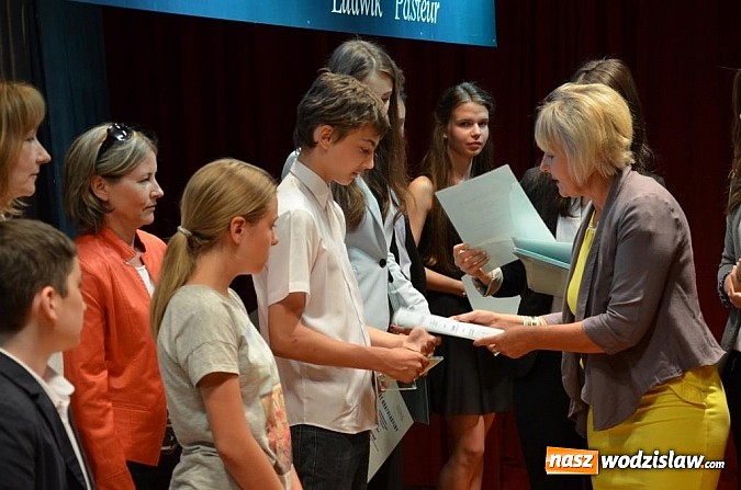 Zdjęcie w galerii na portalu naszwodzislaw.com: W powiecie wodzisławskim uhonorowano najzdolniejszą młodzież wiadomości z regionu