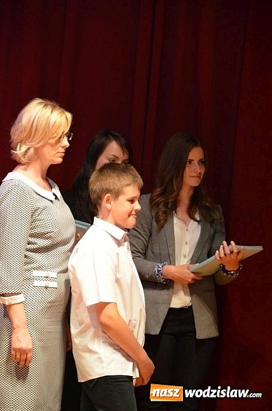 Zdjęcie w galerii na portalu naszwodzislaw.com: W powiecie wodzisławskim uhonorowano najzdolniejszą młodzież wiadomości z regionu