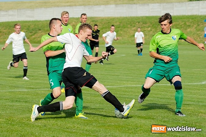 Zdjęcie w galerii na portalu naszwodzislaw.com: Wypoczynek Buków rozbił LKS Gamów wiadomości z regionu