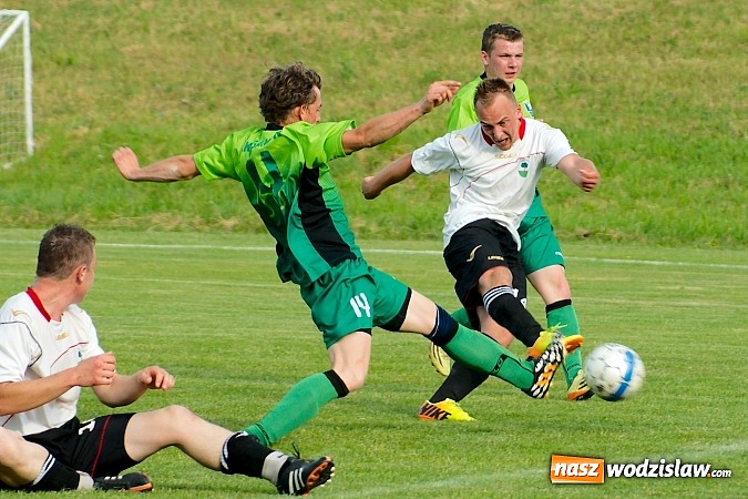 Zdjęcie w galerii na portalu naszwodzislaw.com: Wypoczynek Buków rozbił LKS Gamów wiadomości z regionu