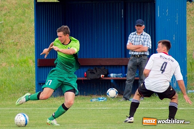 Zdjęcie w galerii na portalu naszwodzislaw.com: Wypoczynek Buków rozbił LKS Gamów wiadomości z regionu