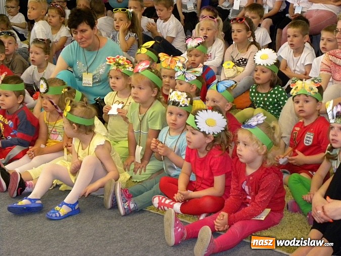 Zdjęcie w galerii na portalu naszwodzislaw.com: VI Przegląd Piosenki Przedszkolnej Wesoła Nutka  wiadomości z regionu