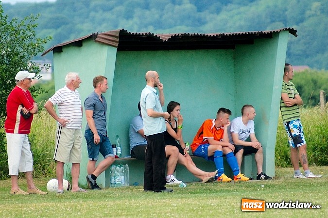 Zdjęcie w galerii na portalu naszwodzislaw.com: B klasa: Dwa oblicza Olszynki. Komplet punktów został w Olzie wiadomości z regionu