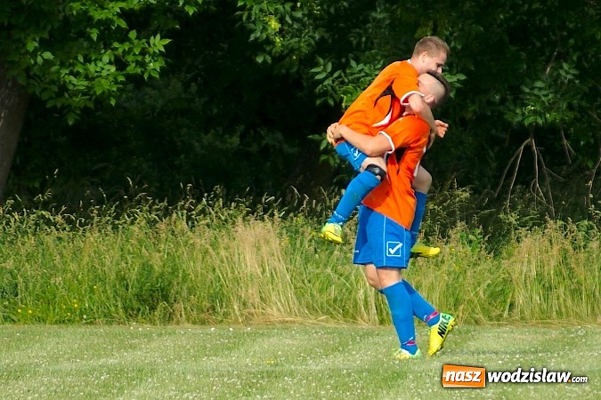 Zdjęcie w galerii na portalu naszwodzislaw.com: B klasa: Dwa oblicza Olszynki. Komplet punktów został w Olzie wiadomości z regionu