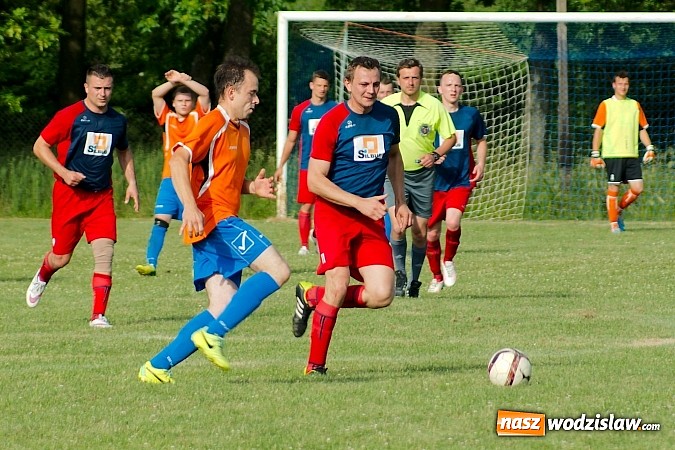 Zdjęcie w galerii na portalu naszwodzislaw.com: B klasa: Dwa oblicza Olszynki. Komplet punktów został w Olzie wiadomości z regionu