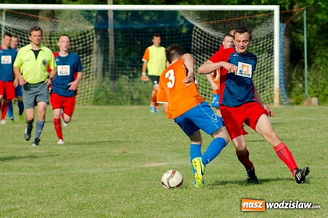 Zdjęcie w galerii na portalu naszwodzislaw.com: B klasa: Dwa oblicza Olszynki. Komplet punktów został w Olzie wiadomości z regionu