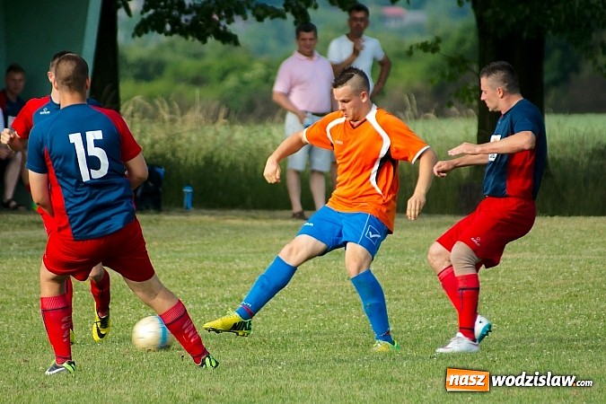 Zdjęcie w galerii na portalu naszwodzislaw.com: B klasa: Dwa oblicza Olszynki. Komplet punktów został w Olzie wiadomości z regionu