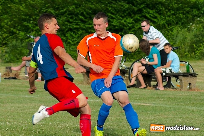 Zdjęcie w galerii na portalu naszwodzislaw.com: B klasa: Dwa oblicza Olszynki. Komplet punktów został w Olzie wiadomości z regionu