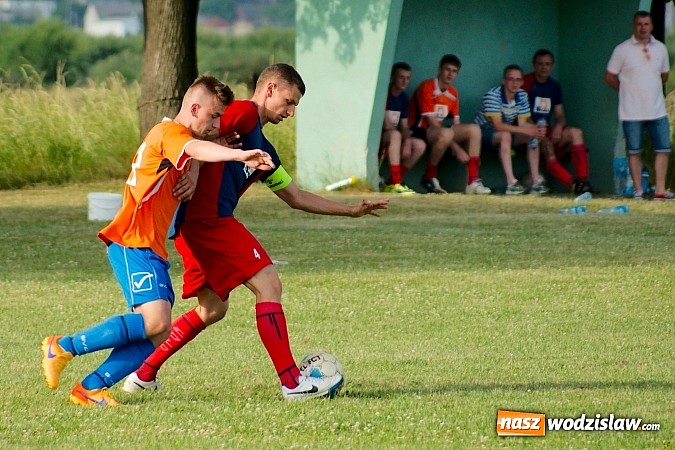 Zdjęcie w galerii na portalu naszwodzislaw.com: B klasa: Dwa oblicza Olszynki. Komplet punktów został w Olzie wiadomości z regionu