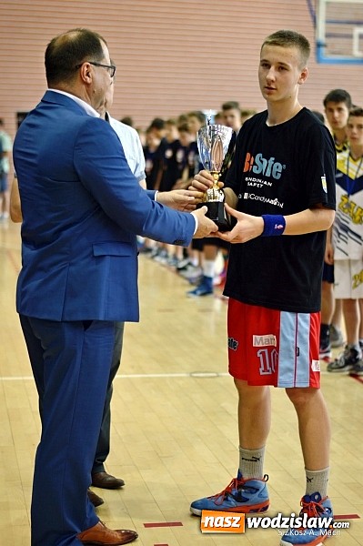 Zdjęcie w galerii na portalu naszwodzislaw.com: Złote medale Mistrzostw Śląska dla koszykarzy MKS Wodzisław Śląski wiadomości z regionu