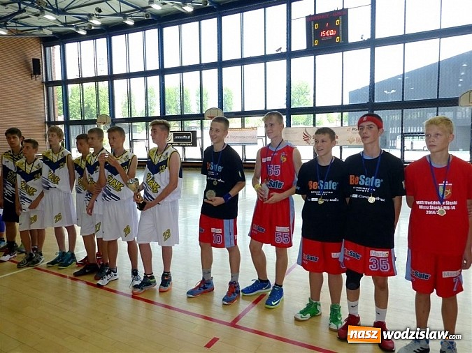 Zdjęcie w galerii na portalu naszwodzislaw.com: Złote medale Mistrzostw Śląska dla koszykarzy MKS Wodzisław Śląski wiadomości z regionu