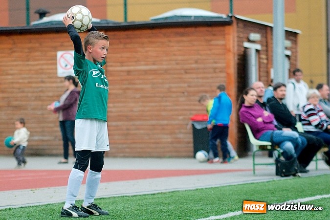 Zdjęcie w galerii na portalu naszwodzislaw.com: Syrynia przegrała w Raciborzu. Dwa gole na otarcie łez wiadomości z regionu