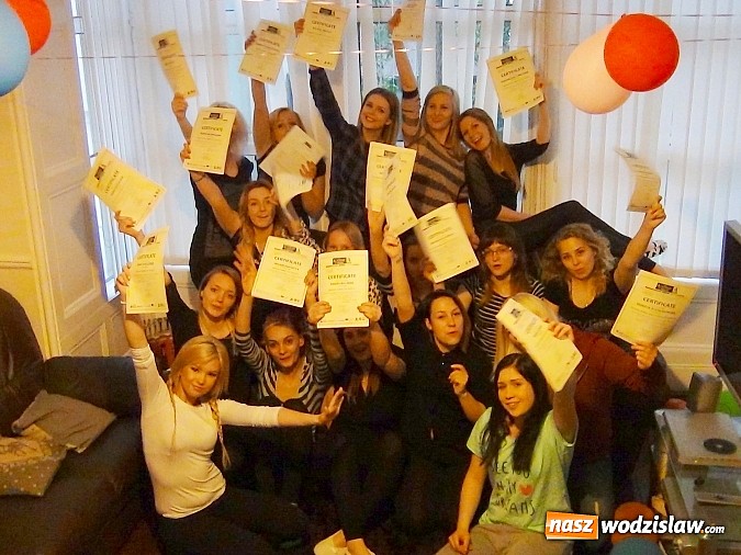 Zdjęcie w galerii na portalu naszwodzislaw.com: Uczennice ZSP w Pszowie powróciły ze stażu odbywanego w Irlandii Północnej  wiadomości z regionu