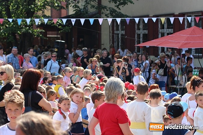 Zdjęcie w galerii na portalu naszwodzislaw.com: XVIII festyn rodzinny w SP nr 1 im. Karola Miarki w Rydułtowach wiadomości z regionu