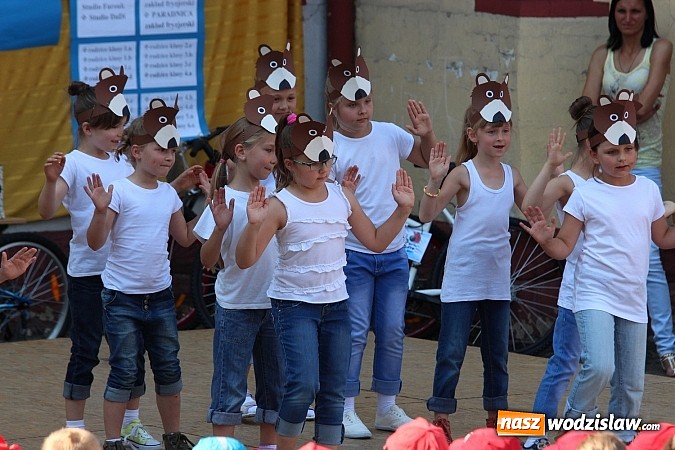 Zdjęcie w galerii na portalu naszwodzislaw.com: XVIII festyn rodzinny w SP nr 1 im. Karola Miarki w Rydułtowach wiadomości z regionu