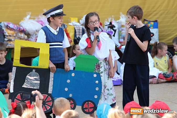 Zdjęcie w galerii na portalu naszwodzislaw.com: XVIII festyn rodzinny w SP nr 1 im. Karola Miarki w Rydułtowach wiadomości z regionu