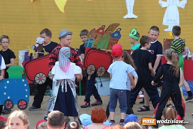 Zdjęcie w galerii na portalu naszwodzislaw.com: XVIII festyn rodzinny w SP nr 1 im. Karola Miarki w Rydułtowach wiadomości z regionu