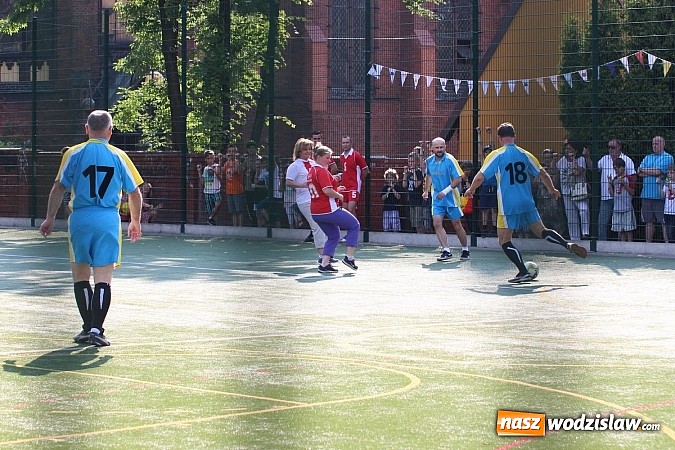 Zdjęcie w galerii na portalu naszwodzislaw.com: XVIII festyn rodzinny w SP nr 1 im. Karola Miarki w Rydułtowach wiadomości z regionu