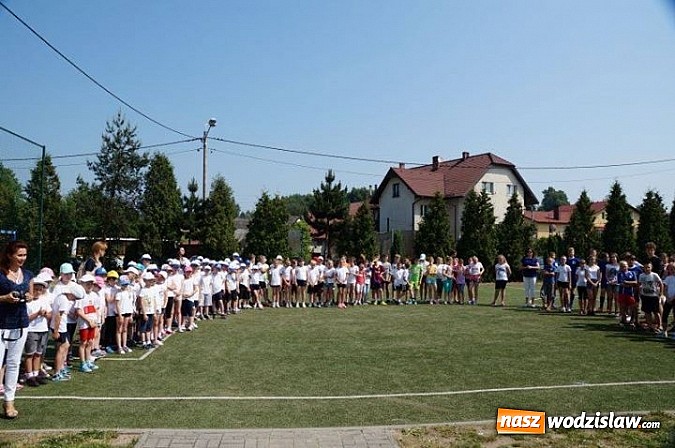 Zdjęcie w galerii na portalu naszwodzislaw.com: Siłownia pod chmurką w Zawadzie już gotowa wiadomości z regionu