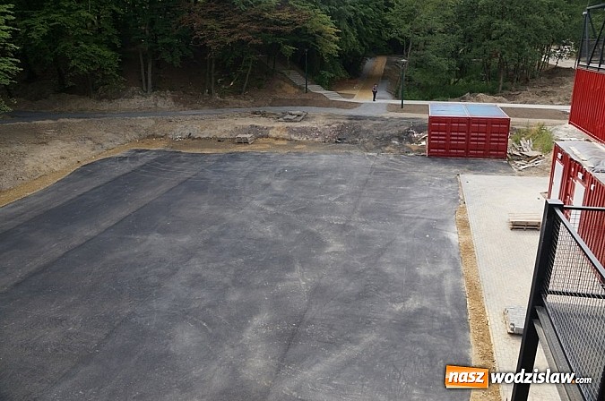 Zdjęcie w galerii na portalu naszwodzislaw.com: Co dzieje się na placu budowy Rodzinnego Parku Rozrywki? wiadomości z regionu